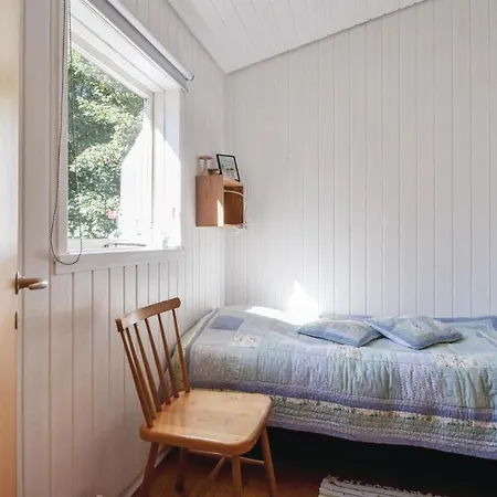 Ferienhaus Three-bedroom Holiday In Børkop